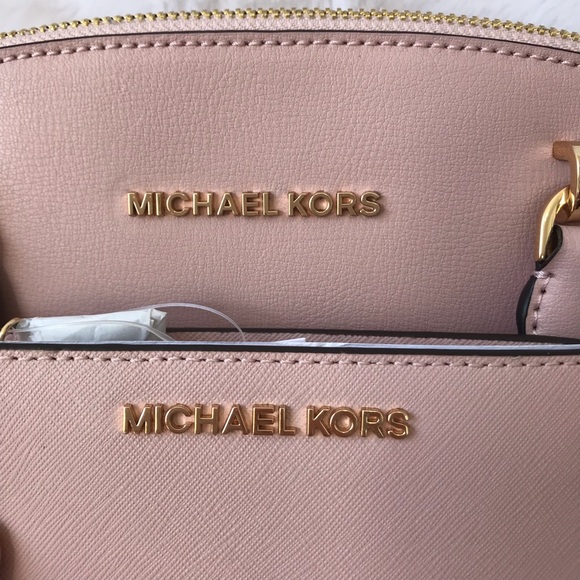 NEW! MICHAEL KORS PURSE AND WALLET - Picture 2 of 8